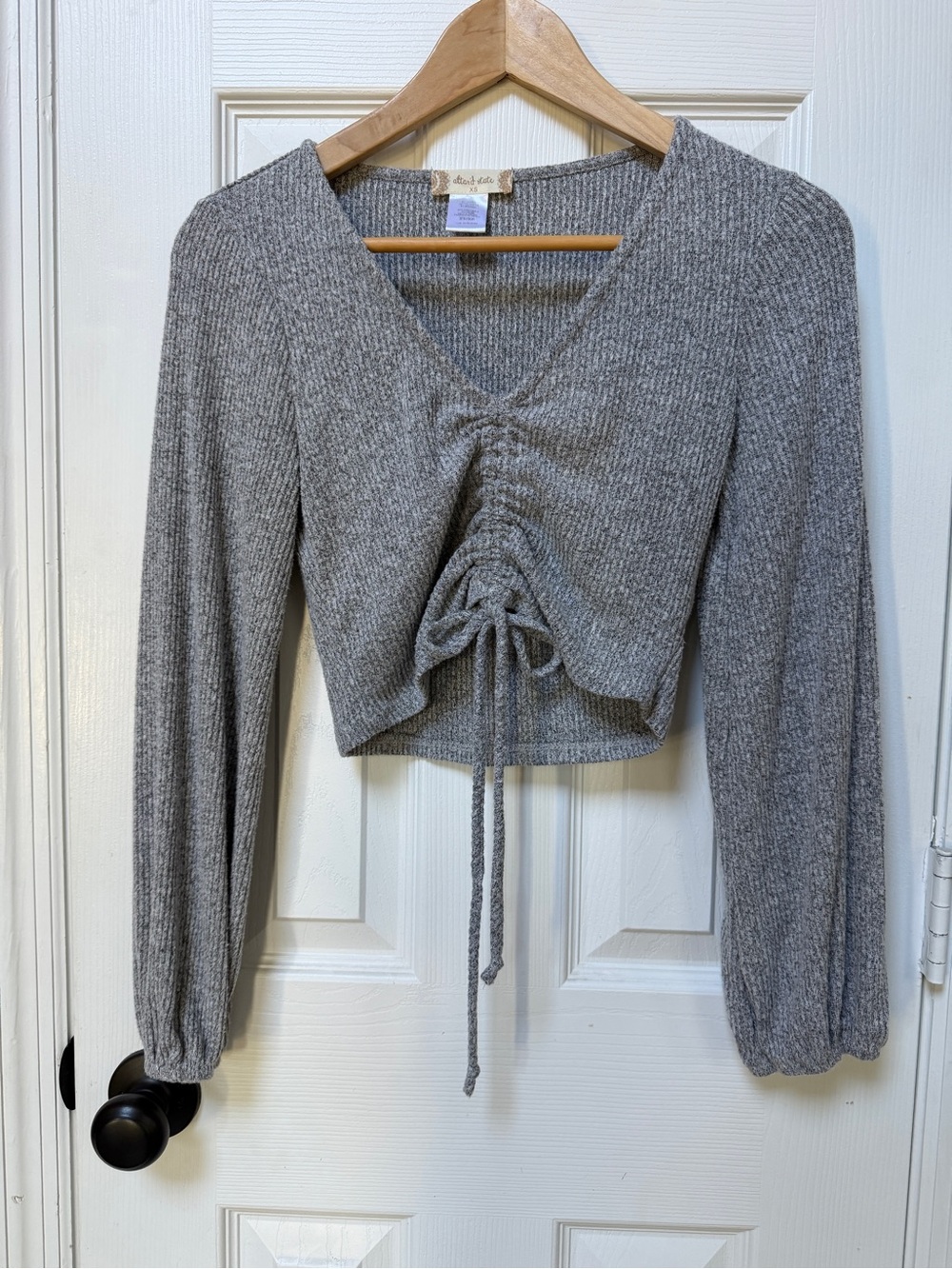 Altar'd State Gray Ribbed V-Neck Cropped Drawstring Top